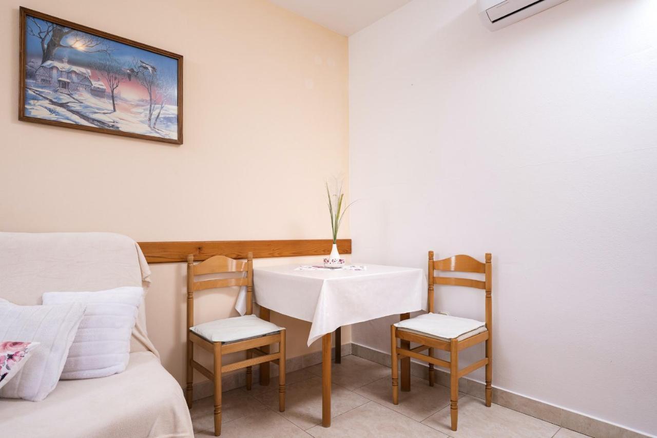 Apartments Zlata Stari Grad  Εξωτερικό φωτογραφία
