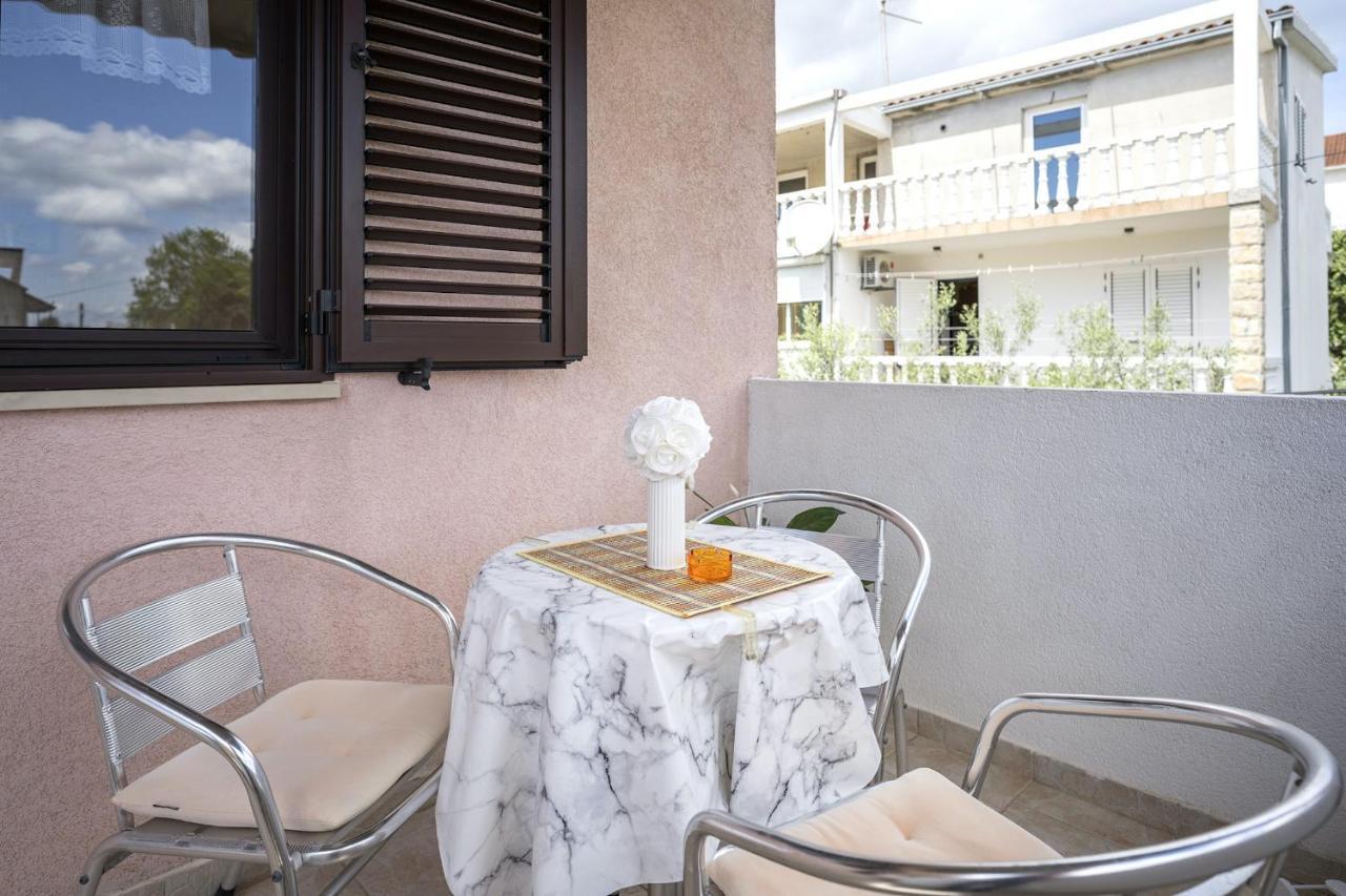 Apartments Zlata Stari Grad  Εξωτερικό φωτογραφία