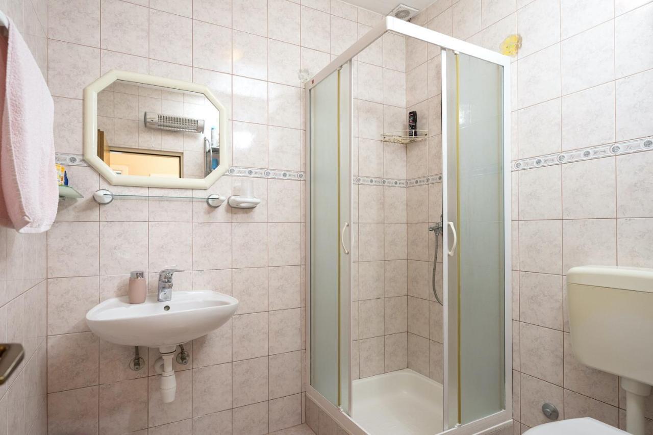 Apartments Zlata Stari Grad  Εξωτερικό φωτογραφία